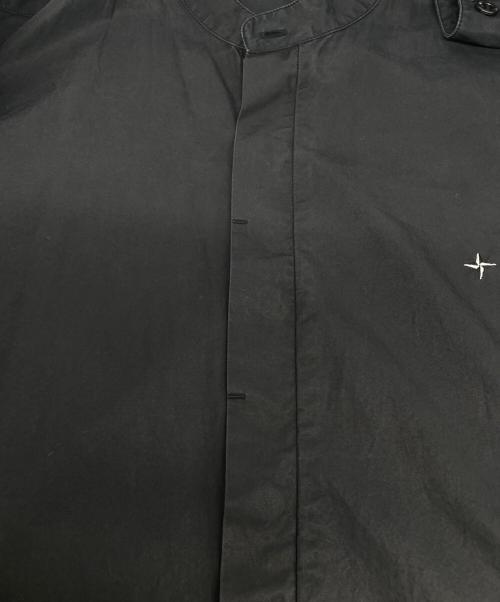 STONE ISLAND（ストーンアイランド）STONE ISLAND (ストーンアイランド) バンドカラーシャツ ブラック サイズ:Ｓの古着・服飾アイテム