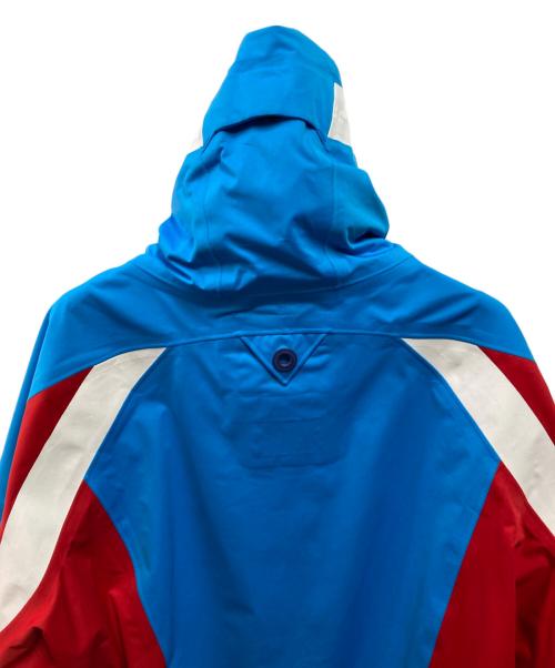 WHITE MOUNTAINEERING（ホワイトマウンテ二アニング）WHITE MOUNTAINEERING (ホワイトマウンテ二アニング) GORE-TEX CONTRASTED MOUNTAIN PARKA スカイブルー サイズ:2の古着・服飾アイテム