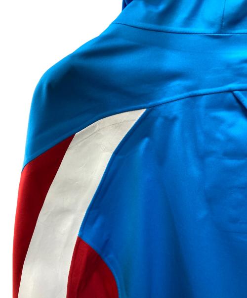 WHITE MOUNTAINEERING（ホワイトマウンテ二アニング）WHITE MOUNTAINEERING (ホワイトマウンテ二アニング) GORE-TEX CONTRASTED MOUNTAIN PARKA スカイブルー サイズ:2の古着・服飾アイテム