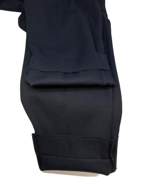 DRAWER（ドゥロワー）DRAWER (ドゥロワー) センタープレス ウールツイルパンツ ブラック サイズ:Ｍの古着・服飾アイテム