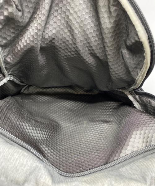 TUMI（トゥミ）TUMI (トゥミ) リュック グレーの古着・服飾アイテム