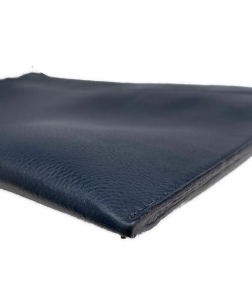 A.D.M.J.（エーディーエムジェイ）A.D.M.J. (エーディーエムジェイ) モーツァルト フラットショルダーバッグ ネイビーの古着・服飾アイテム