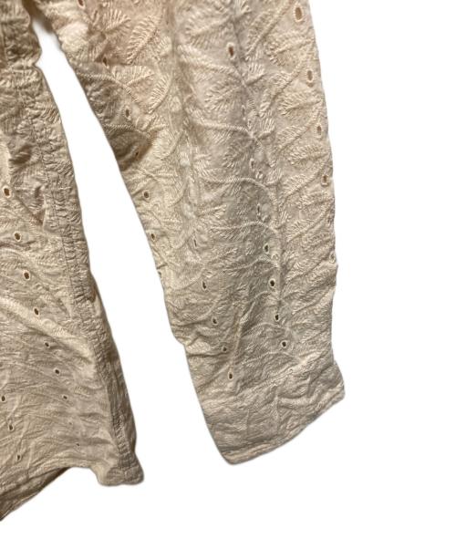 CMMN SWDN（コモンスウェーデン）CMMN SWDN (コモンスウェーデン) カットワークシャツ ベージュ サイズ:46の古着・服飾アイテム