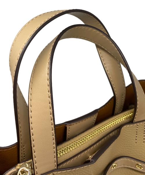 MICHAEL KORS（マイケル・コース）MICHAEL KORS (マイケル・コース) EMILIA2WAYバッグ ベージュの古着・服飾アイテム