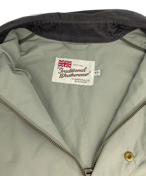Traditional Weatherwear（トラディショナルウェザーウェア）Traditional Weatherwear (トラディショナルウェザーウェア) ポリエステルハンティングジャケット グリーン サイズ:Mの古着・服飾アイテム