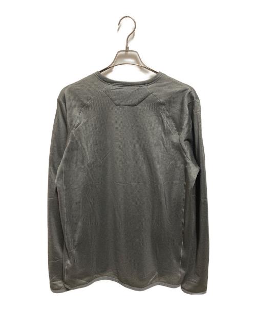 MOUNTAIN HARD WEAR（マウンテンハードウェア）MOUNTAIN HARD WEAR (マウンテンハードウェア) エアメッシュロングスリーブクルー グレー サイズ:Lの古着・服飾アイテム