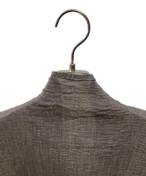 me（ミー）me (ミー) ノースリーブカットソー グレー サイズ:サイズ詳細参照の古着・服飾アイテム
