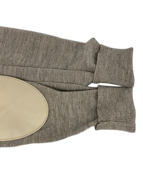 Maison Margiela（メゾンマルジェラ）Maison Margiela (メゾンマルジェラ) エルボーパッチＶネックニット ベージュ サイズ:Ｍの古着・服飾アイテム