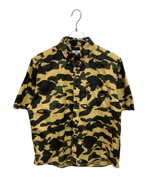 A BATHING APE（アベイシングエイプ）A BATHING APE (アベイシングエイプ) 1ST CAMO RELAXED S/S SHIRT ベージュ サイズ:Lの古着・服飾アイテム