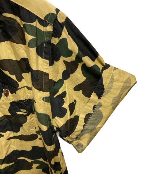 A BATHING APE（アベイシングエイプ）A BATHING APE (アベイシングエイプ) 1ST CAMO RELAXED S/S SHIRT ベージュ サイズ:Lの古着・服飾アイテム