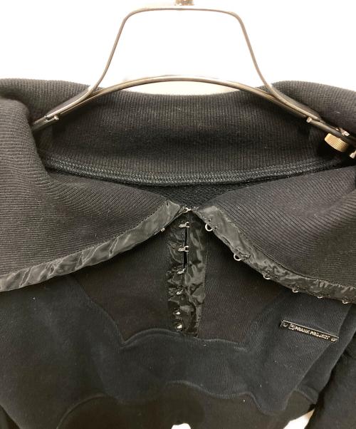 PRANK PROJECT（プランクプロジェクト）PRANK PROJECT (プランクプロジェクト) フックアイカラークロップドスウェット ブラック サイズ:FREEの古着・服飾アイテム