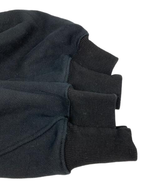 PRANK PROJECT（プランクプロジェクト）PRANK PROJECT (プランクプロジェクト) フックアイカラークロップドスウェット ブラック サイズ:FREEの古着・服飾アイテム