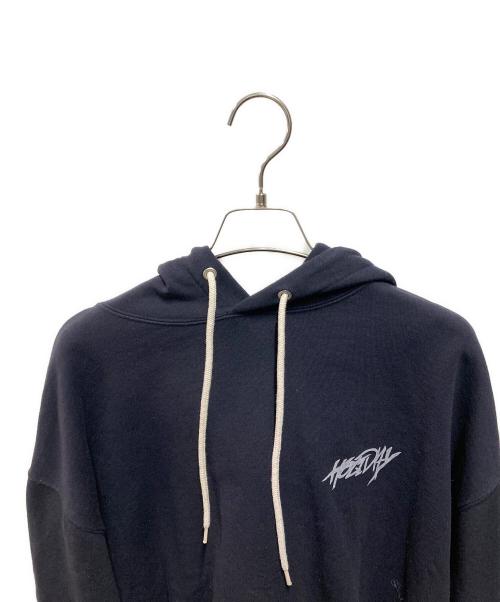 holiday（ホリデー）holiday (ホリデー) POLYCON SWEAT HOODIE ネイビー サイズ:FREEの古着・服飾アイテム