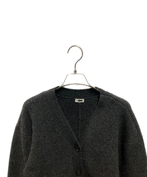 H BEAUTY&YOUTH（エイチ ビューティー&ユース）H BEAUTY&YOUTH (エイチ ビューティー&ユース) CURVY CARDIGAN グレー サイズ:FREEの古着・服飾アイテム