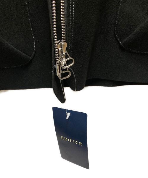 LA BOUCLE（ラ ブークル）LA BOUCLE (ラ ブークル) ウルトラスエード ZIP ベスト ブラック サイズ:free 未使用品の古着・服飾アイテム