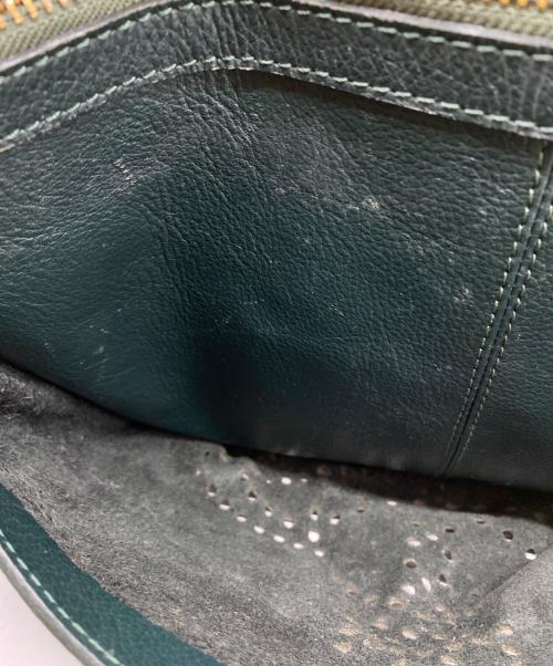 Vivienne Westwood（ヴィヴィアンウエストウッド）Vivienne Westwood (ヴィヴィアンウエストウッド) パンチングオーブショルダーバッグ グリーンの古着・服飾アイテム