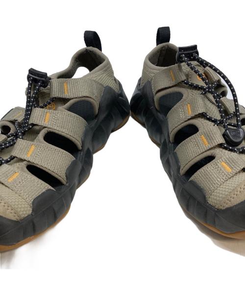 KEEN（キーン）KEEN (キーン) サンダル ベージュ サイズ:26の古着・服飾アイテム