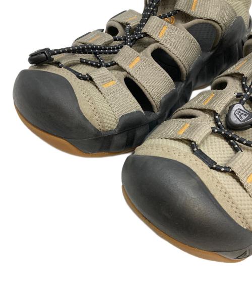 KEEN（キーン）KEEN (キーン) サンダル ベージュ サイズ:26の古着・服飾アイテム
