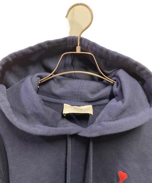 AMI Alexandre Mattiussi（アミアレクサンドルマテュッシ）AMI Alexandre Mattiussi (アミアレクサンドルマテュッシ) AMI DE COEUR HOODIE ネイビー サイズ:Ｓの古着・服飾アイテム