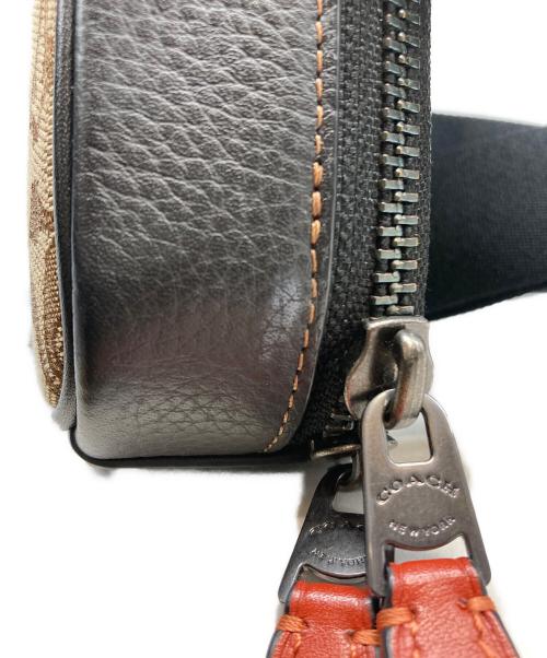 COACH（コーチ）COACH (コーチ) ショルダーバッグ ベージュの古着・服飾アイテム