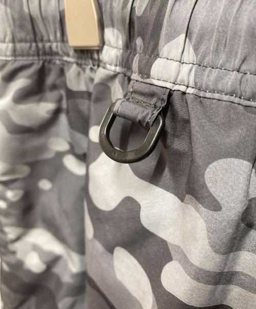 NIKE（ナイキ）NIKE (ナイキ) F.C.R.B. (エフシーレアルブリストル) PRACTICE SHORTS グレー サイズ:Mの古着・服飾アイテム