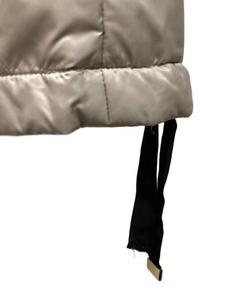 MaxMara（マックスマーラ）MaxMara (マックスマーラ) THE CUBE CAMELUXEパディングベスト グレー サイズ:34の古着・服飾アイテム