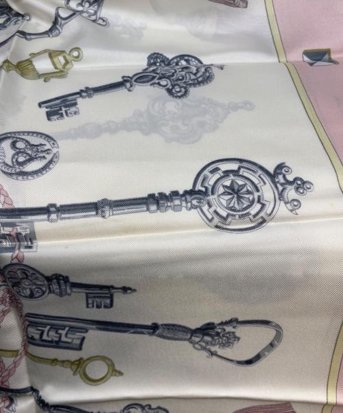 HERMES（エルメス）HERMES (エルメス) シルクスカーフ ピンク×ホワイトの古着・服飾アイテム