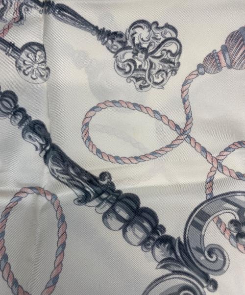 HERMES（エルメス）HERMES (エルメス) シルクスカーフ ピンク×ホワイトの古着・服飾アイテム