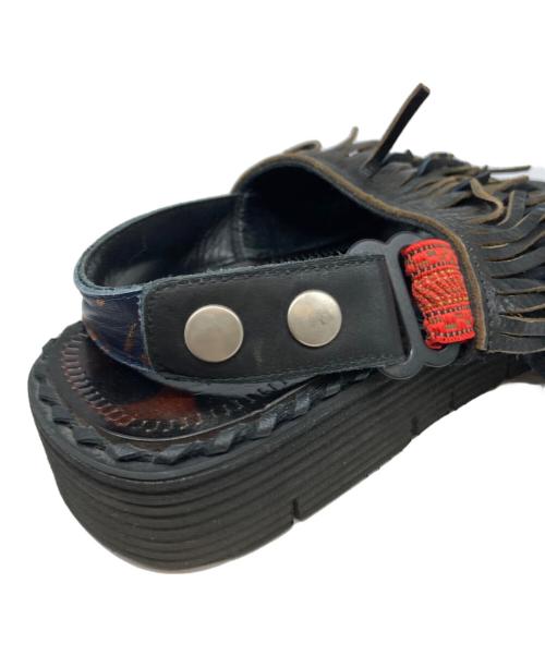 JUCO.（ジュコ）JUCO. (ジュコ) くせっ毛サンダル ブラック サイズ:Ｍの古着・服飾アイテム