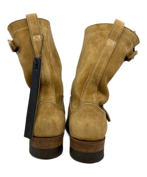 ISAMU KATAYAMA BACKLASH（イサムカタヤマ・バックラッシュ）ISAMU KATAYAMA BACKLASH (イサムカタヤマ・バックラッシュ) エンジニアブーツ ベージュ サイズ:24.5の古着・服飾アイテム