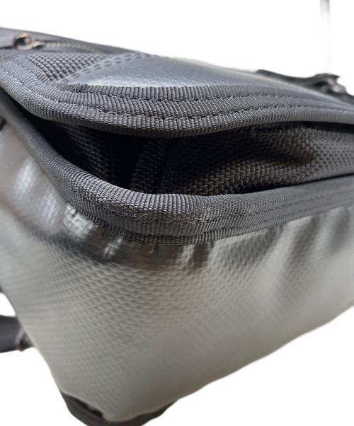 PORTER（ポーター）PORTER (ポーター) HEAT ショルダーバッグ ブラックの古着・服飾アイテム