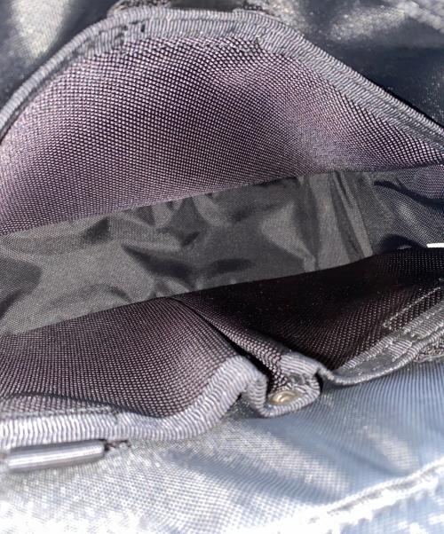 PORTER（ポーター）PORTER (ポーター) HEAT ショルダーバッグ ブラックの古着・服飾アイテム