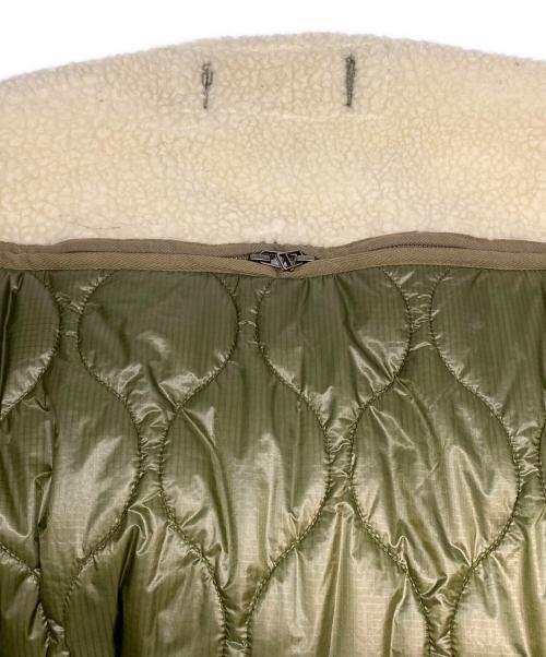 FACETASM（ファセッタズム）FACETASM (ファセッタズム) ZIPPER SHERPA QUILTED LINER JACKET アイボリー×カーキ サイズ:4の古着・服飾アイテム