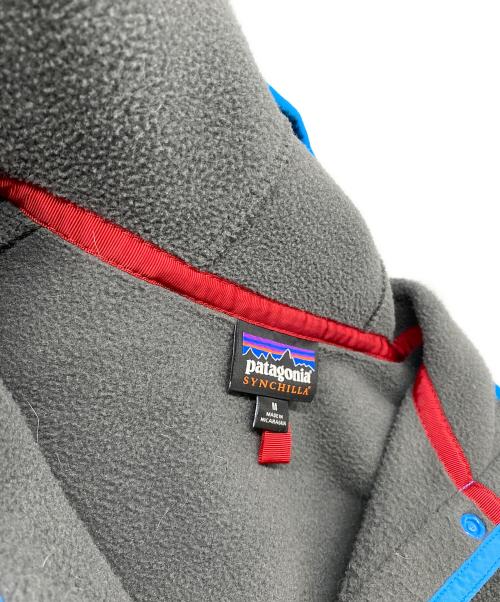 Patagonia（パタゴニア）Patagonia (パタゴニア) シンチラスナップフーディ グレー サイズ:Ｍの古着・服飾アイテム