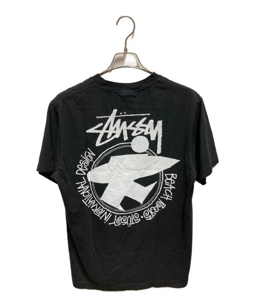 stussy（ステューシー）stussy (ステューシー) Beach Roots Pigment Dyed Tee ブラック サイズ:M 未使用品の古着・服飾アイテム