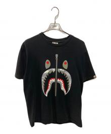 BAPE BY A BATHING APE（ベイプバイアベイシングエイプ）の古着「Glitter Shark Tシャツ」｜ブラック