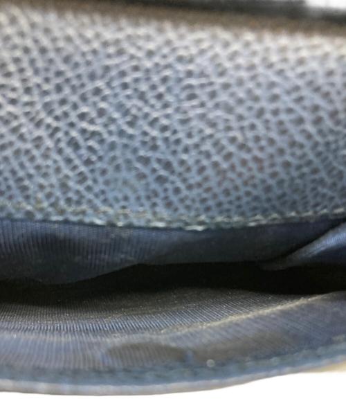 PRADA（プラダ）PRADA (プラダ) 2つ折り財布 ブラックの古着・服飾アイテム