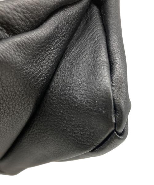 THE ROW（ザ ロウ）THE ROW (ザ ロウ) ショルダーバッグ ブラックの古着・服飾アイテム