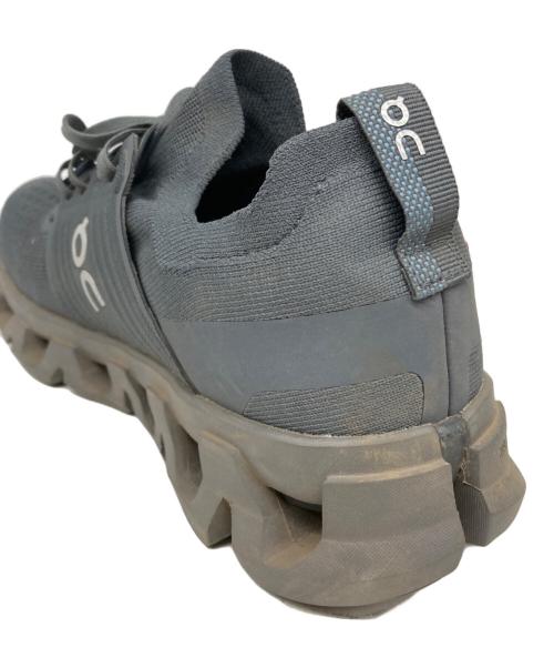 on（オン）on (オン) Cloudswift 4 グレー サイズ:28cmの古着・服飾アイテム