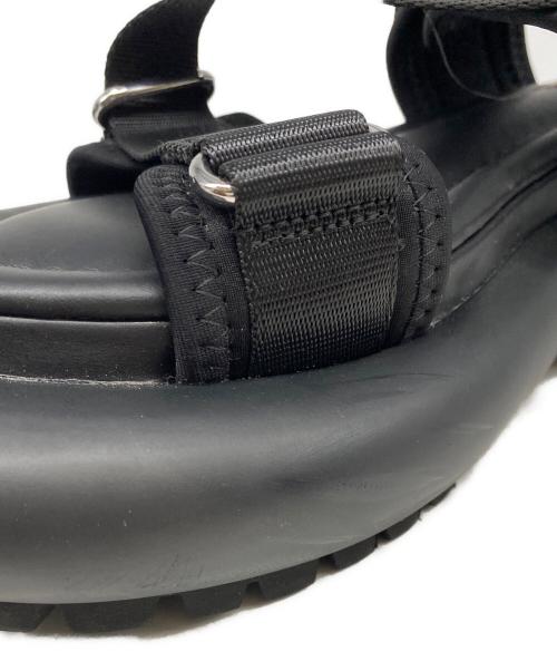 ENFOLD（エンフォルド）ENFOLD (エンフォルド) TUBE-SOLE SANDAL ブラック サイズ:38の古着・服飾アイテム