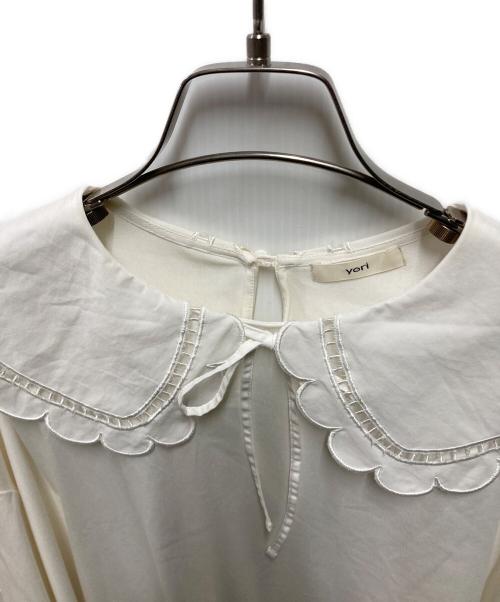 YORI（ヨリ）YORI (ヨリ) スカラップカラーTEE ホワイト サイズ:Freeの古着・服飾アイテム