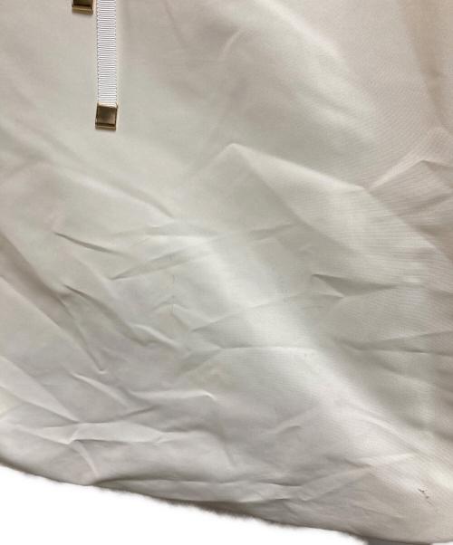 Heve（ヘイヴ）Heve (ヘイヴ) タフタバルーンブラウス HE13-0004-2S ベージュ サイズ:FREEの古着・服飾アイテム