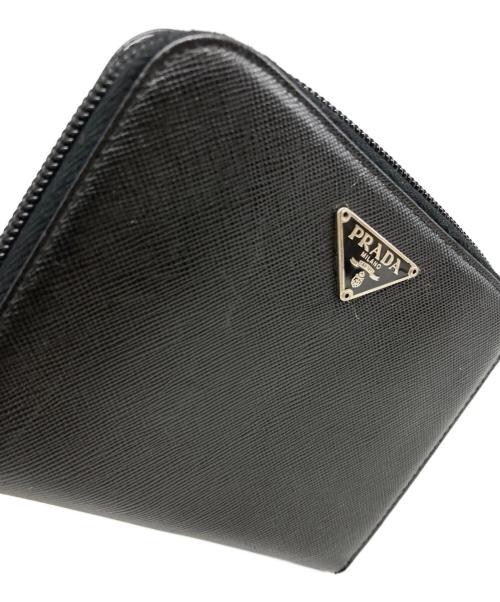 PRADA（プラダ）PRADA (プラダ) サフィアーノ2つ折り財布 ブラックの古着・服飾アイテム