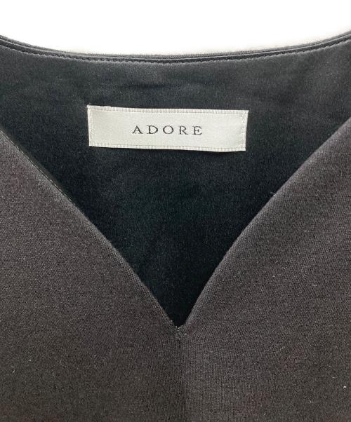 ADORE（アドーア）ADORE (アドーア) ストレッチポンチワンピース ブラック サイズ:38の古着・服飾アイテム