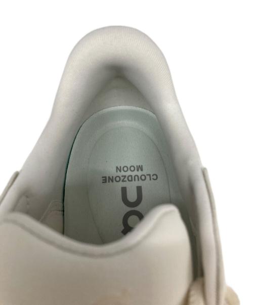 on（オン）on (オン) Cloudzone Moon 1 M ホワイト サイズ:28ｃｍの古着・服飾アイテム