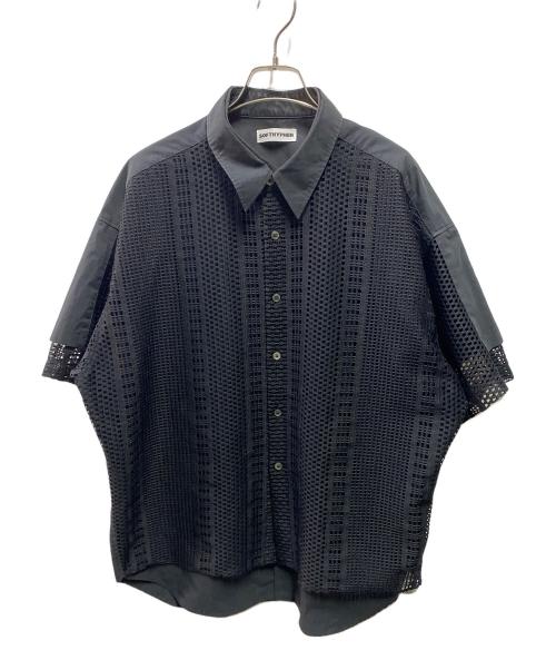 SOFTHYPHEN（ソフトハイフン）SOFTHYPHEN (ソフトハイフン) メッシュドッキング レイヤードカラー 半袖シャツ ブラック サイズ:1の古着・服飾アイテム