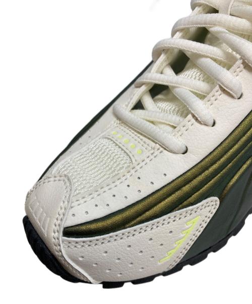 NIKE（ナイキ）NIKE (ナイキ) ナイキ ショックス R4 	IB8062-133 グリーン サイズ:23.5ｃｍの古着・服飾アイテム