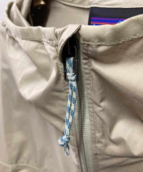 Patagonia（パタゴニア）Patagonia (パタゴニア) Light & Variable Jkt ベージュ サイズ:Lの古着・服飾アイテム