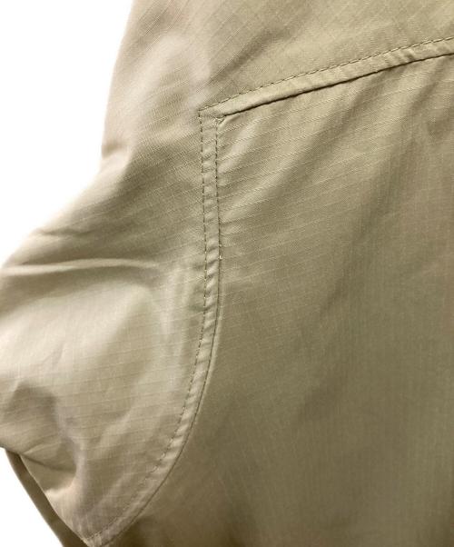 Patagonia（パタゴニア）Patagonia (パタゴニア) Light & Variable Jkt ベージュ サイズ:Lの古着・服飾アイテム