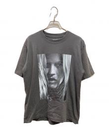 biotope（ビオトープ）の古着「Kate Moss by David Sims」｜ブラック